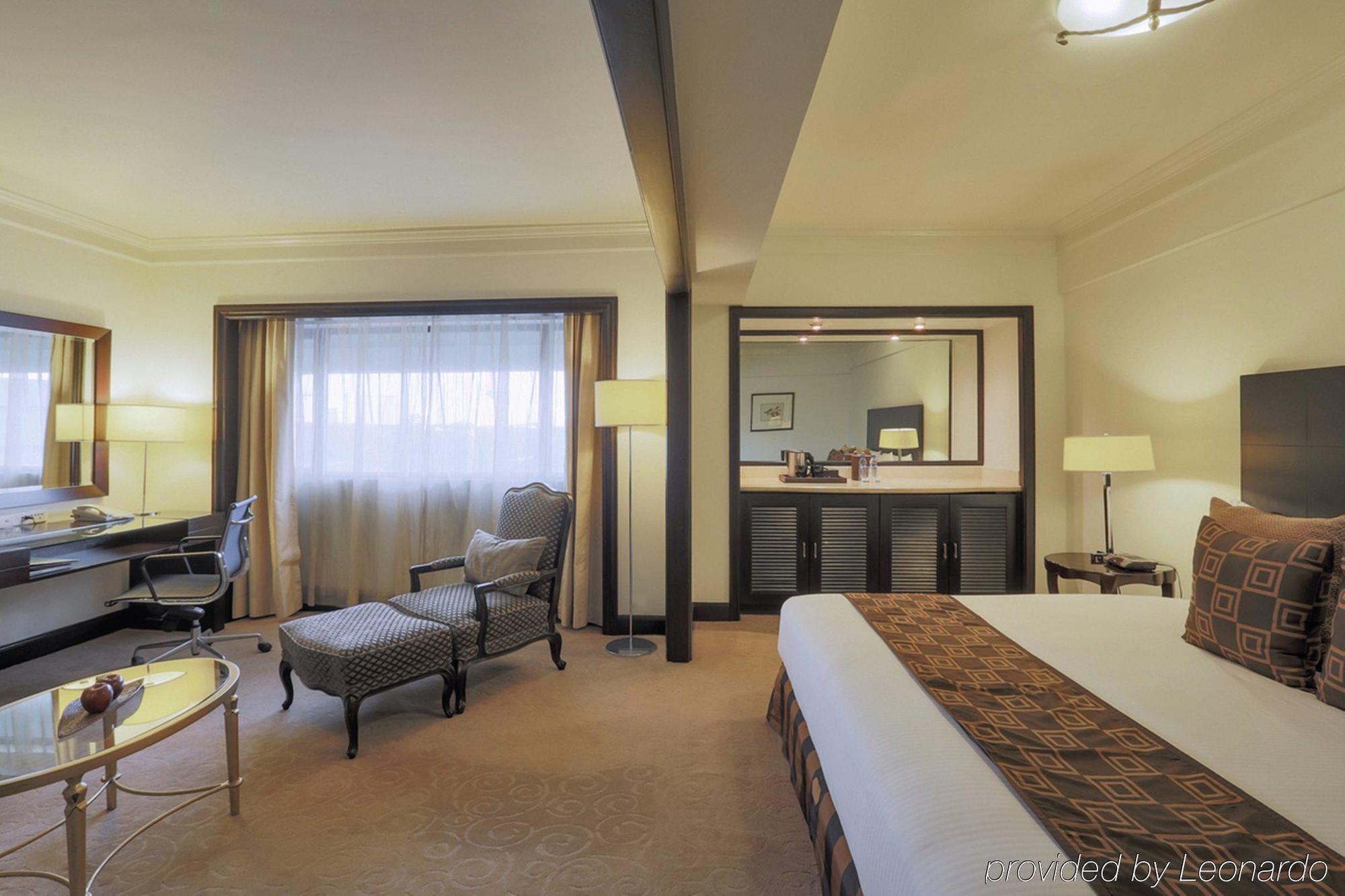 Hotel Intercontinental Manila Makati City Exteriér fotografie